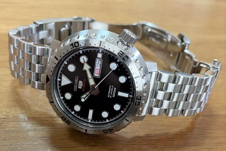 5 sports、This is an example of re-mod (custom) of bottle cap (SRPC61K1)! -  SEIKO 5 .club
